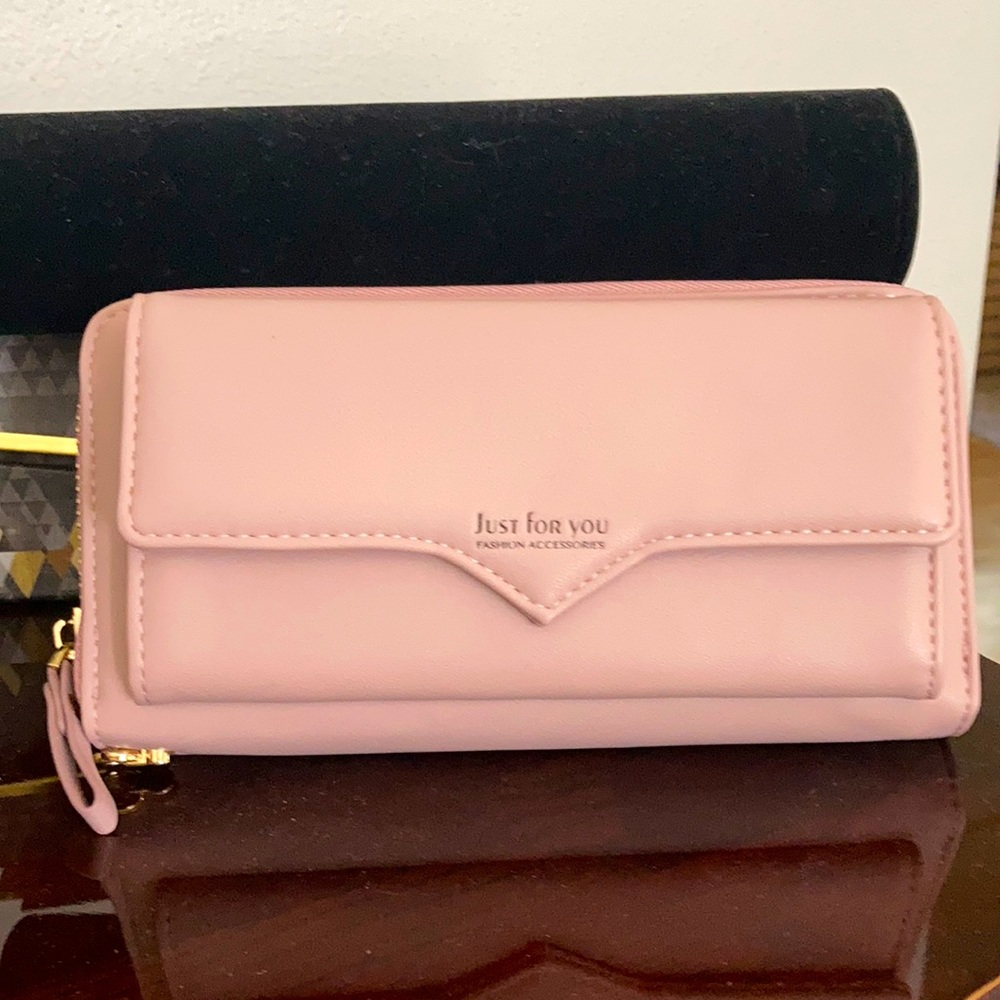 NWT Leather Wristlet